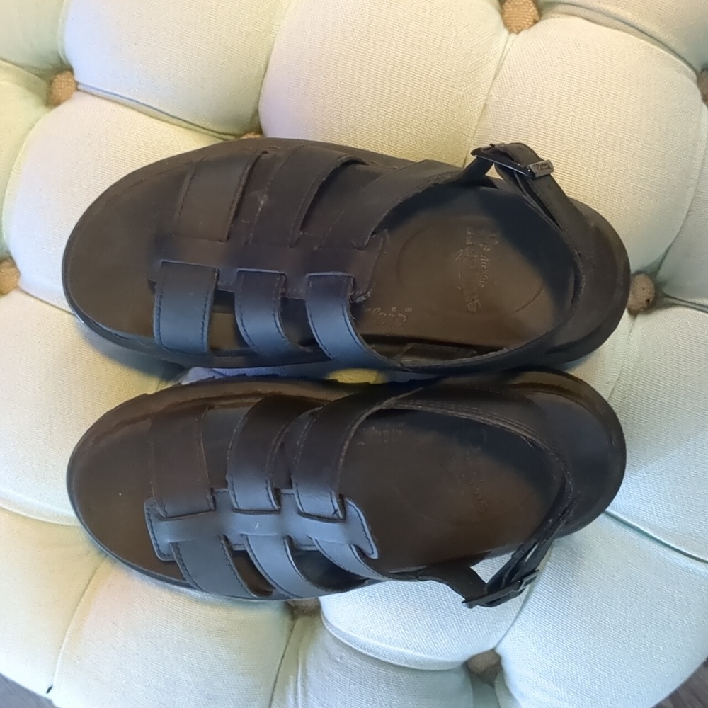 Doc Martens AirWair all black sandals